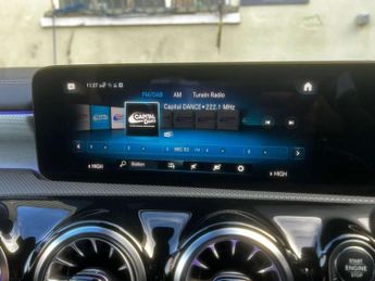 Mercedes-Benz A CLASS 1.3 A200 AMG Line Edition