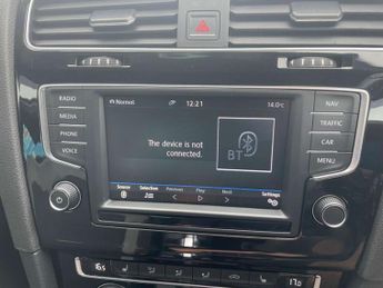 Volkswagen GOLF 2.0 TSI BlueMotion Tech R