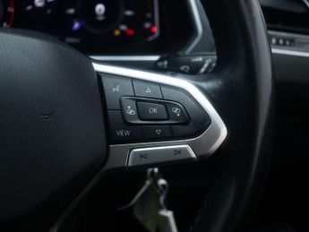 VOLKSWAGEN TIGUAN 1.5 Tiguan Allspace Life TSi Semi-Auto 5dr