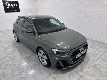 Audi A1 1.0 A1 Sportback 30 TFSI S Line Semi-Auto 5dr