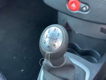 Renault Clio 1.4 Clio Dynamique 3dr