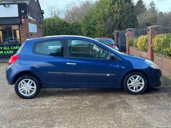 Renault Clio 1.4 Clio Dynamique 3dr