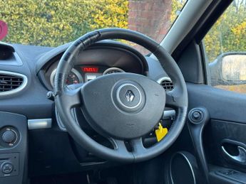 Renault Clio 1.4 Clio Dynamique 3dr