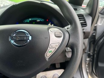 NISSAN LEAF Leaf Acenta 30kWh 5dr