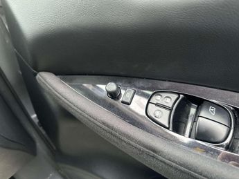 NISSAN LEAF Leaf Acenta 30kWh 5dr