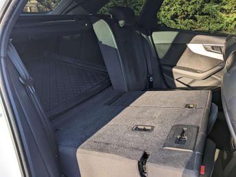 Audi A4 2.0 A4 S Line 40 TDI Quattro Semi-Auto 4WD 5dr