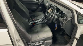 VOLKSWAGEN GOLF e-Golf 5dr