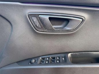 SEAT Leon 1.5 Leon Xcellence Luxury TSi Evo Semi-Auto 5dr