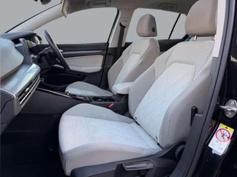 Volkswagen Golf 1.4 Golf Style TSi E-Hybrid Semi-Auto 5dr
