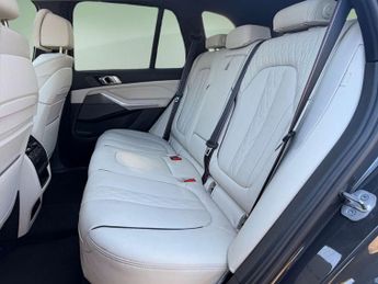 BMW X5 3.0 X5 xDrive 30d M Sport MHEV Auto 4WD 5dr