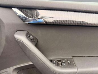 Skoda Octavia 2.0 Octavia vRS TDI Semi-Auto 5dr