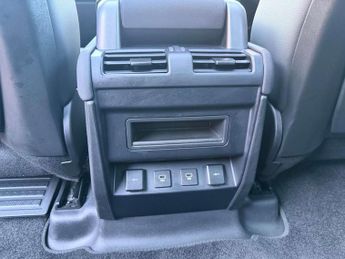 LAND ROVER DEFENDER 3.0 Defender XS Edition D MHEV Auto 4WD 5dr