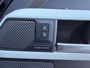 LAND ROVER DEFENDER 3.0 Defender XS Edition D MHEV Auto 4WD 5dr