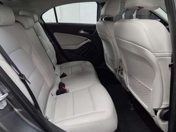 Mercedes-Benz A-CLASS 1.5 A 180 D Sport Executive Auto 5dr