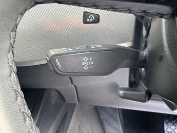 Audi A4 2.0 A4 Technik 35 TFSI MHEV Semi-Auto 5dr