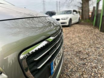 PEUGEOT 3008 2.0 3008 Allure HDi Auto 5dr