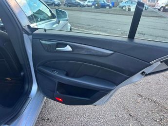 MERCEDES-BENZ CLS 2.1 CLS250 CDi BlueEfficiency Auto 4dr