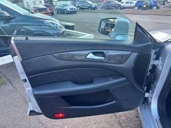 MERCEDES-BENZ CLS 2.1 CLS250 CDi BlueEfficiency Auto 4dr
