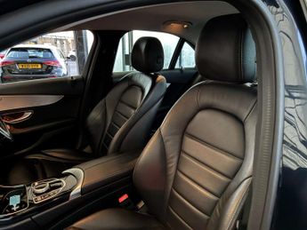 MERCEDES-BENZ C-CLASS 2.0 C 220 Sport D Auto 4dr