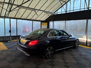 MERCEDES-BENZ C-CLASS 2.0 C 220 Sport D Auto 4dr
