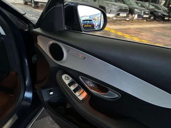 MERCEDES-BENZ C-CLASS 2.0 C 220 Sport D Auto 4dr