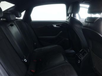 AUDI A4 2.0 A4 Black Edition 35 TFSI Semi-Auto 4dr