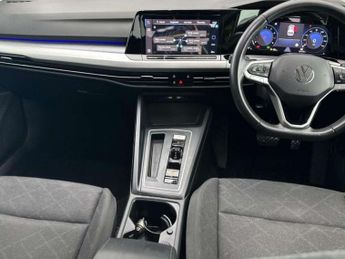 VOLKSWAGEN GOLF 1.0 Golf Life eTSI Semi-Auto 5dr