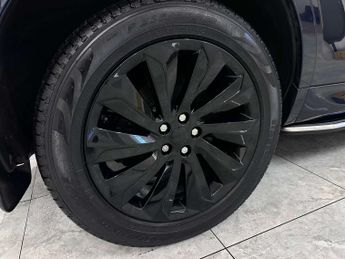 Land Rover DISCOVERY SPORT 2.0 Discovery Sport R-Dynamic SE D Auto 4WD 5dr