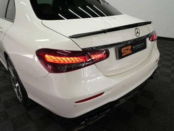 Mercedes-Benz E-CLASS 2.0 E 300 AMG Line Edition E Auto 4dr