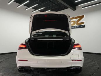 Mercedes-Benz E-CLASS 2.0 E 300 AMG Line Edition E Auto 4dr