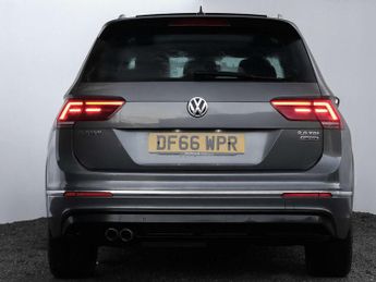 VOLKSWAGEN TIGUAN 2.0 Tiguan R-Line TDI BlueMotion Technology 4Motion Semi-Auto 4W
