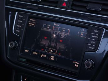 VOLKSWAGEN TIGUAN 2.0 Tiguan R-Line TDI BlueMotion Technology 4Motion Semi-Auto 4W