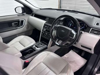 Land Rover DISCOVERY SPORT 2.0 Discovery Sport HSE TD4 Auto 4WD 5dr