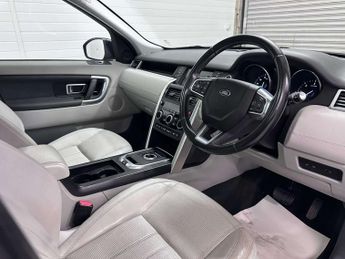 Land Rover DISCOVERY SPORT 2.0 Discovery Sport HSE TD4 Auto 4WD 5dr