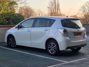 Toyota VERSO 1.8 V-Matic Icon MPV 5dr Petrol Multidrive S Euro 5 Euro 5 (147 