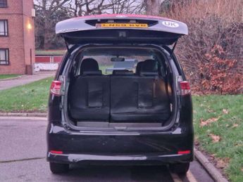 Toyota ESTIMA 2.4 8 SEAT