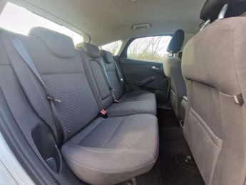 Ford FOCUS 1.6 Titanium Hatchback 5dr Petrol Powershift Euro 6 (125 ps)