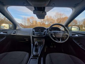 Ford FOCUS 1.6 Titanium Hatchback 5dr Petrol Powershift Euro 6 (125 ps)