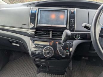 Toyota ESTIMA 2WD AUTO