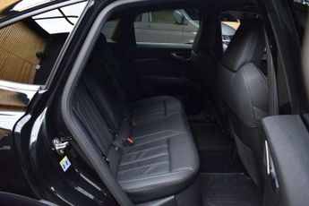 Audi Q4 e-tron 40 Launch Edition Sportback 5dr Electric Auto 82kWh (204 ps)