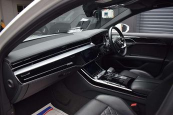 Audi A8 3.0 TDI V6 50 Black Edition Saloon 4dr Diesel Tiptronic quattro 