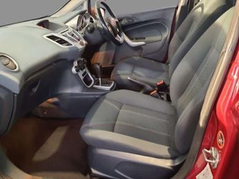 FORD FIESTA 1.4 Fiesta Zetec Auto 5dr