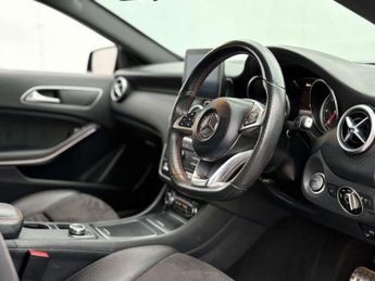 Mercedes-Benz A-CLASS 2.1 A 200 D AMG Line Executive Auto 5dr