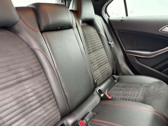 Mercedes-Benz A-CLASS 2.1 A 200 D AMG Line Executive Auto 5dr