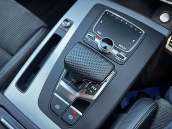 Audi Q5 2.0 Q5 S Line TFSI Quattro Semi-Auto 4WD 5dr