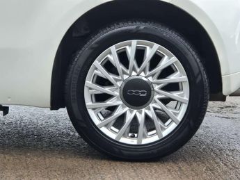 FIAT 500 1.2 500 Lounge Semi-Automatic 3dr - NATIONAL DELIVERY*