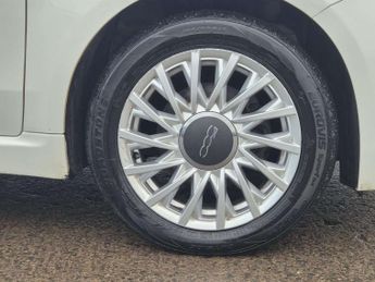 FIAT 500 1.2 500 Lounge Semi-Automatic 3dr - NATIONAL DELIVERY*