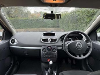 Renault Clio 1.1 Clio Expression+ 16V 5dr