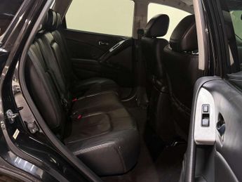 Nissan MURANO 3.5 Murano V6 CVT 4WD 5dr