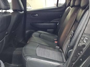 Nissan Leaf N-Connecta 5dr